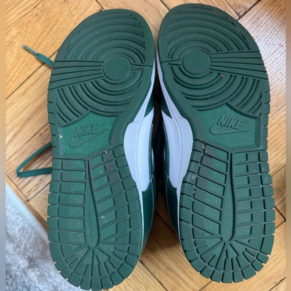 Nike Dunk Low ‘Michigan State’ - Picture 8 of 9